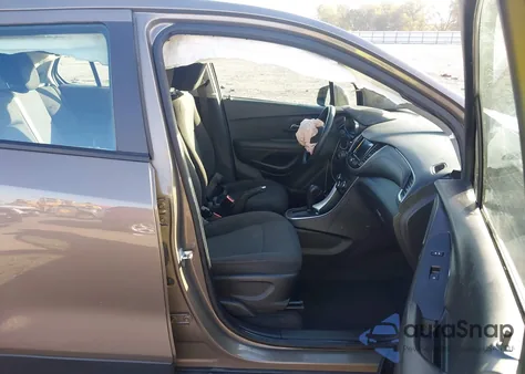 2020 Chevrolet Trax Fwd Ls из США, поврежденный, VIN KL7CJKSB7LB334004